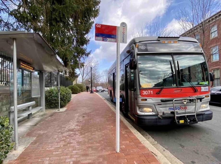 Glover Park/georgetown Oasis With Parking